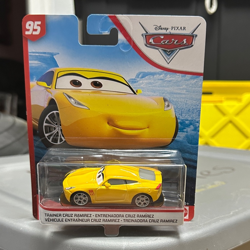 Mattel Disney Cars Yellow Cruz Ramirez Vehicle